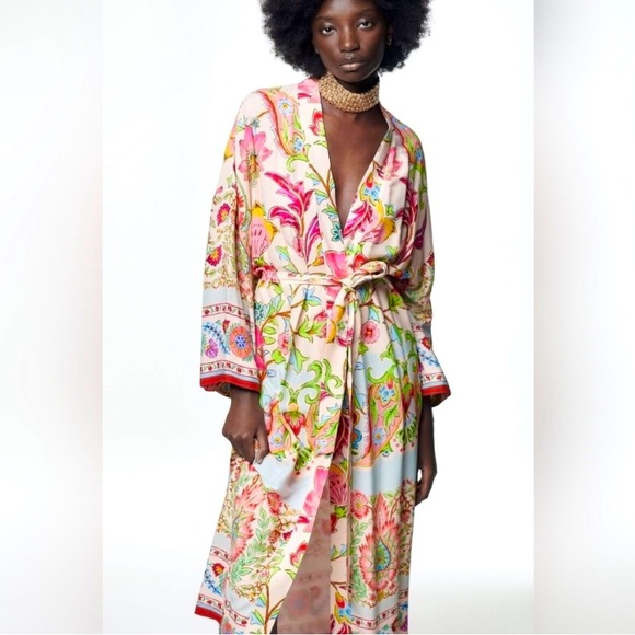 ZARA floral print kimono - Picture 1 of 4